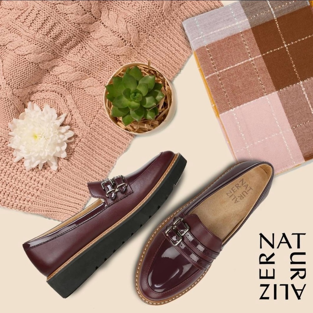 Naturalizer Women's Eiffel Slip On Lug Sole Loafer Burgundy 7